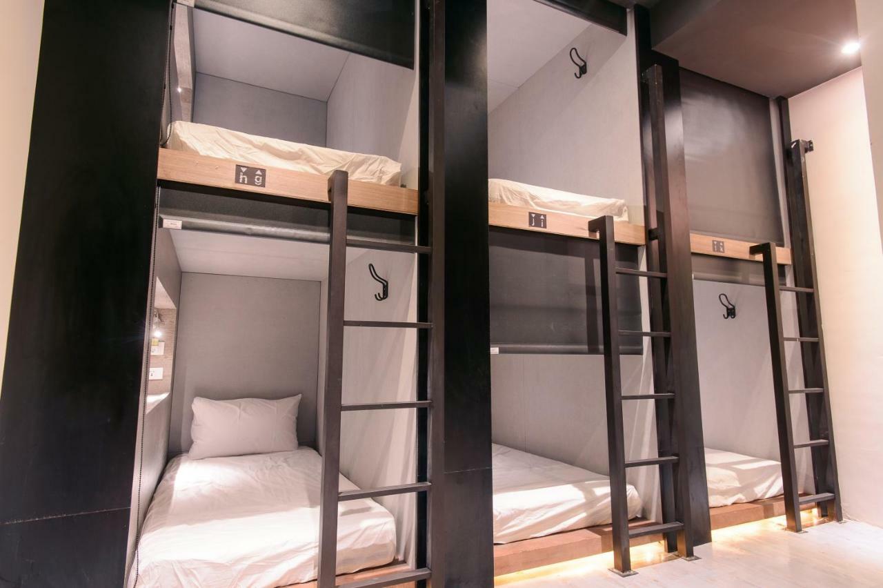 Kiwi Express Hotel-Taichung Station II Екстер'єр фото